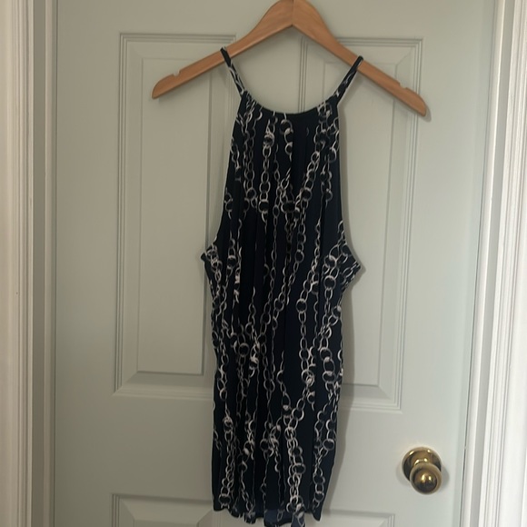 Halter top - Picture 1 of 3